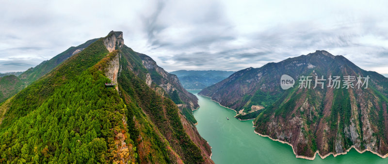 壮美三峡风光全景