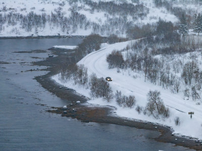 挪威罗弗敦群岛北极圈奥镇冬季雪景高空航拍