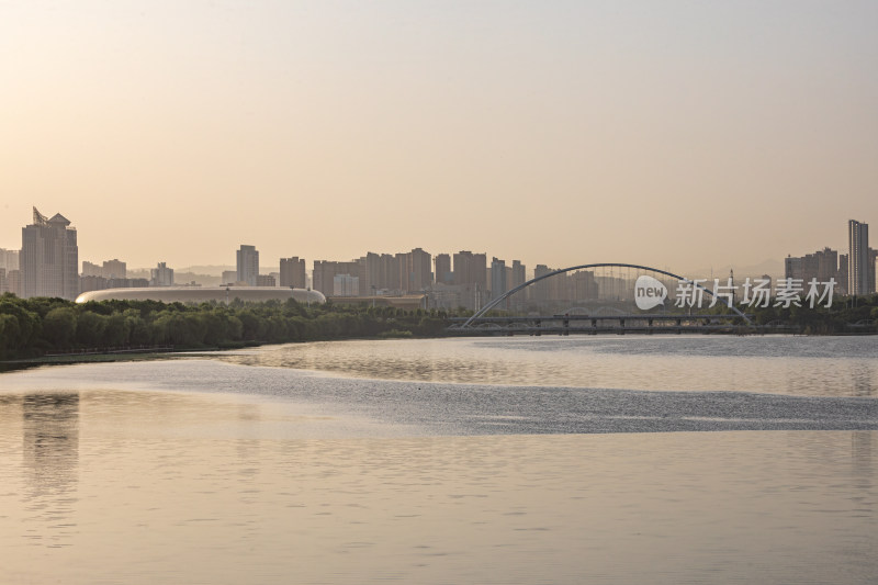 河南三门峡陕州公园天鹅湖景点景观