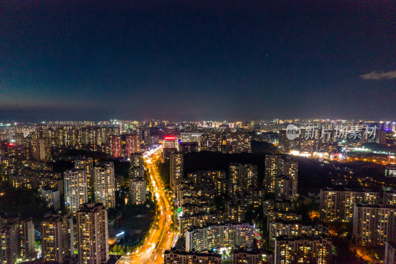 贵阳金融城夜景灯光航拍摄影图