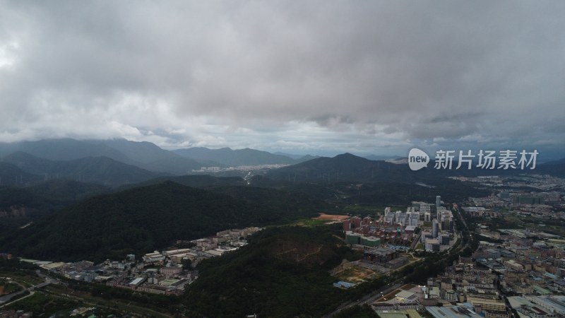 航拍广东省东莞市清溪镇风雨欲来城市风光