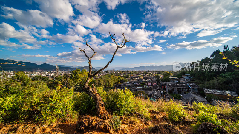 丽江古城束河古镇全景