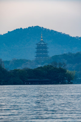 杭州西湖曲院风荷苏堤白堤雷峰塔景点景观