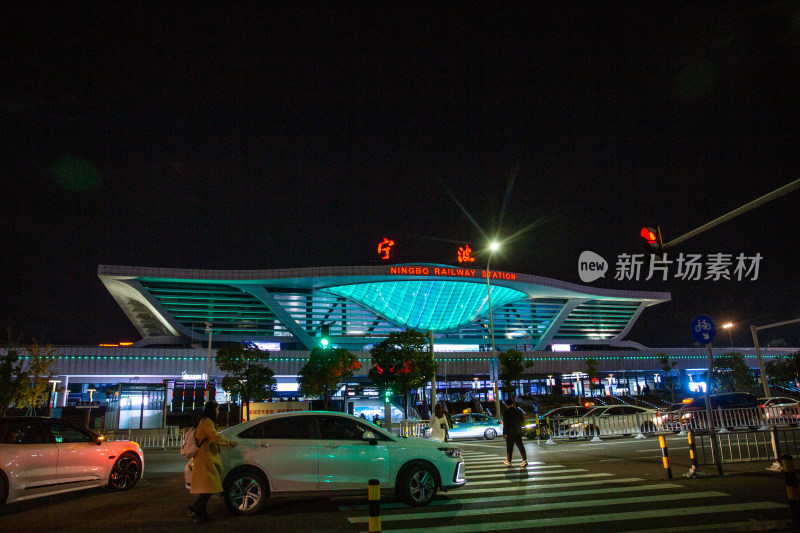 宁波高铁站夜景