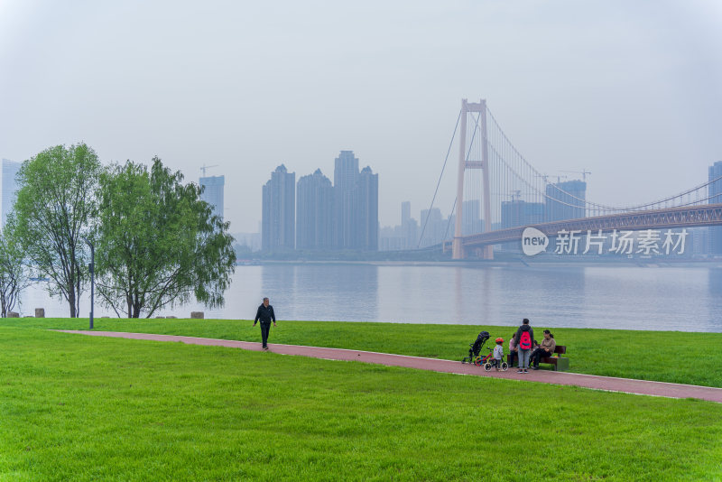 武汉洪山江滩公园风景