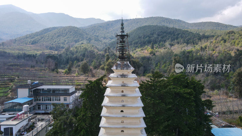 大理佛图寺蛇骨塔