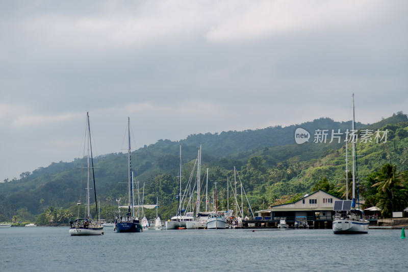 海上的游艇