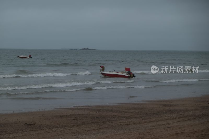 青岛海边快艇