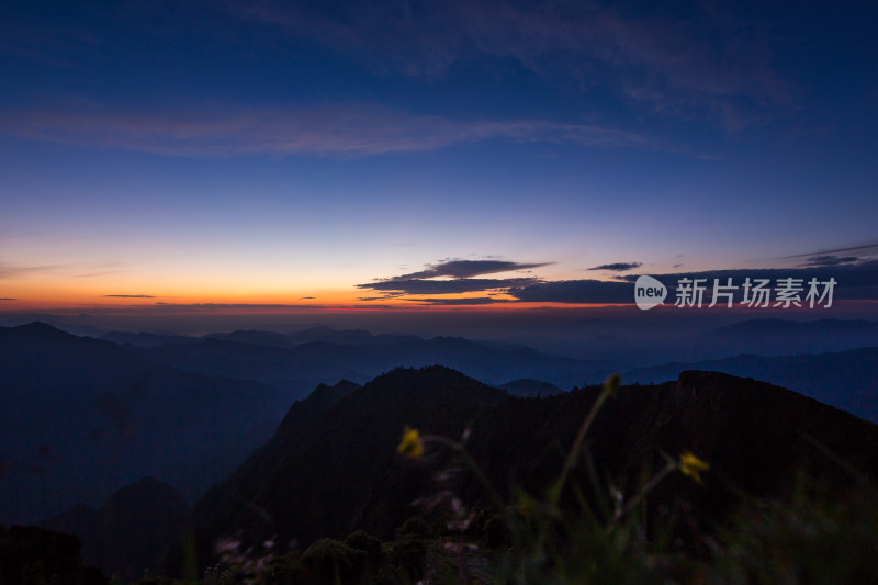 四川雅安牛背山云海