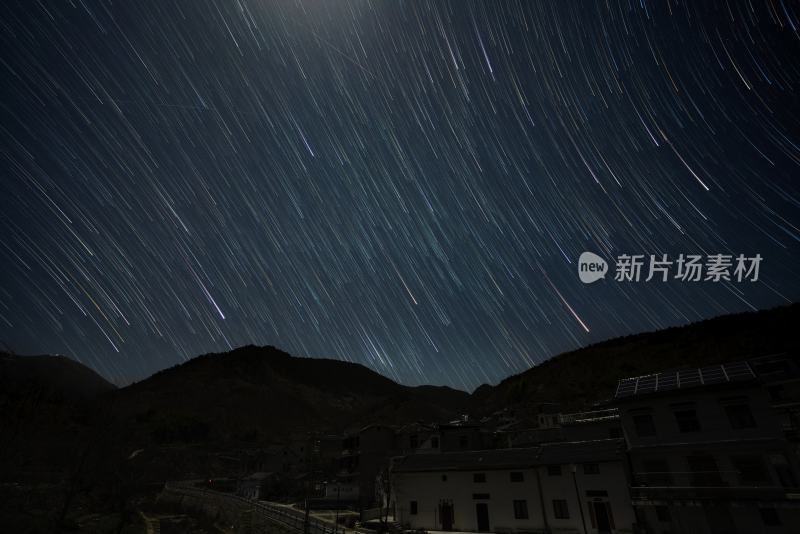 夜晚的星轨