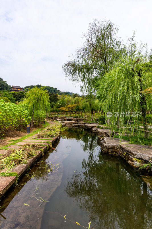 湖北鄂州西山风景区自然风景武昌楼建筑景观