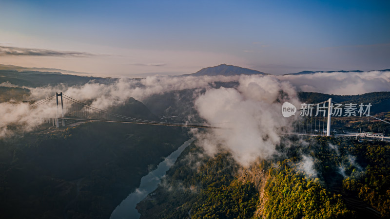 超级工程龙江大桥全景