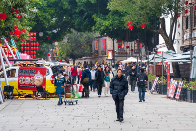 福州新年街道人间烟火气