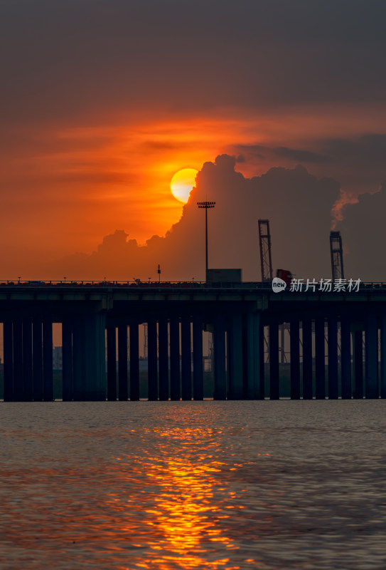 深圳前海演艺公园夕阳美景