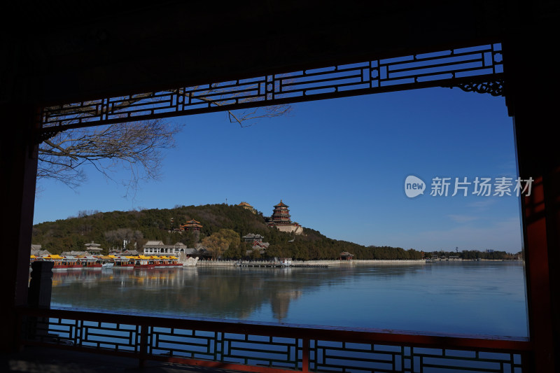 湖边日落古建筑颐和园剪影景象