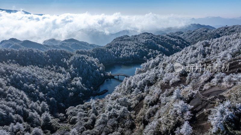 唯美高山日出云海冬季雾凇森林美景大好河山