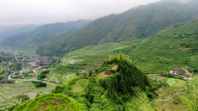 航拍山川丘陵农田梯田