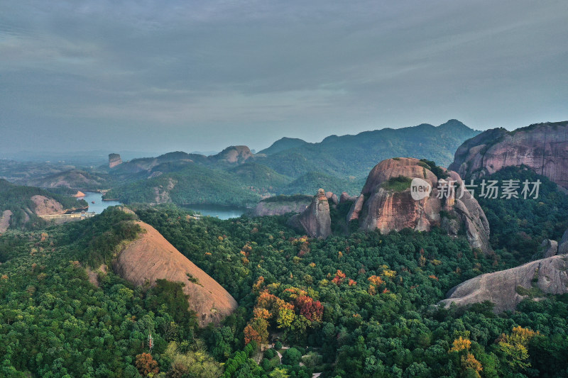 江西弋阳龟峰景区