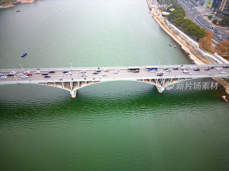 湖南长沙橘子洲大桥交通航拍图