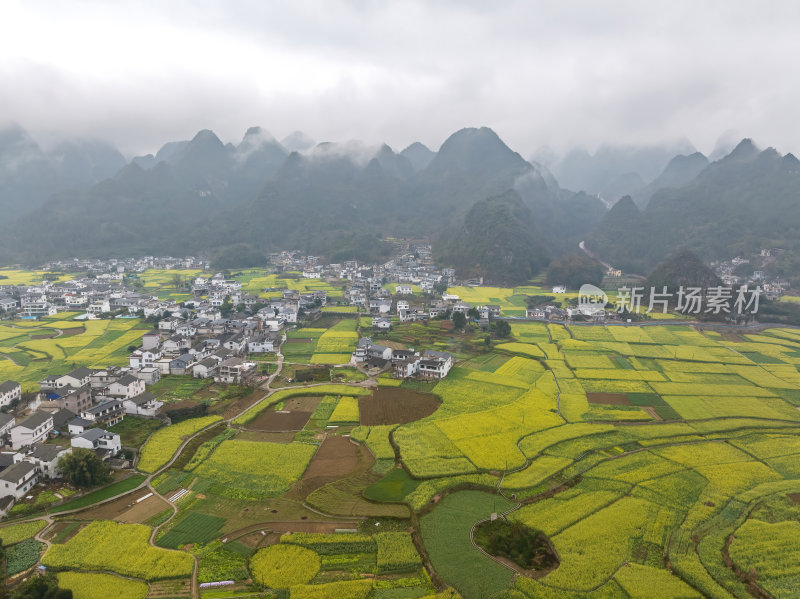 贵州黔西南布依族苗族万峰林油菜花高空航拍