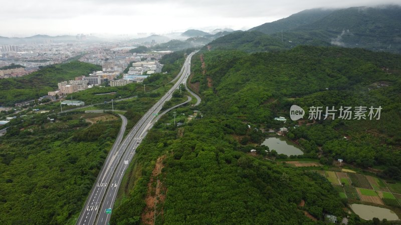 航拍广东省东莞市清溪镇雨后城市风光