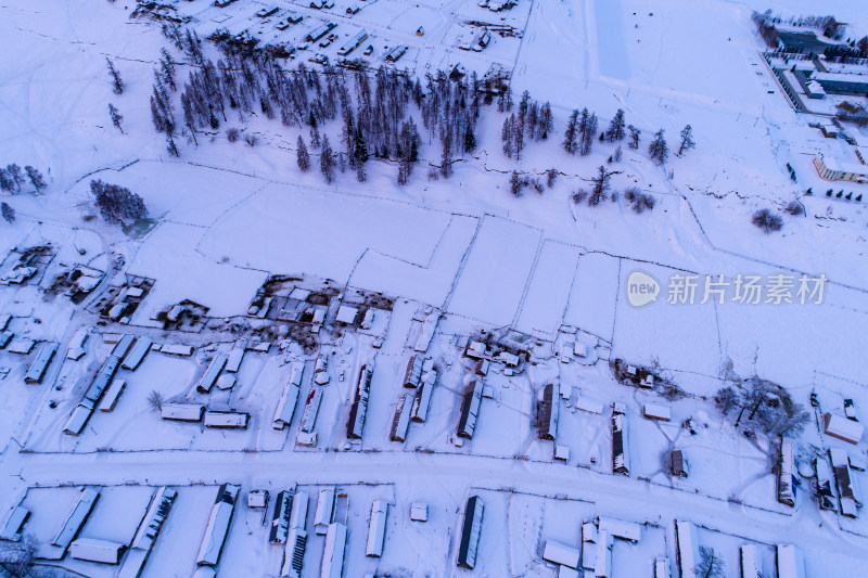 新疆阿勒泰白哈巴村冬季雪景