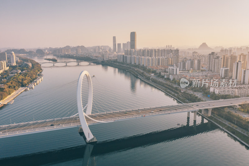 广西柳州白沙大桥与市中心建筑群航拍