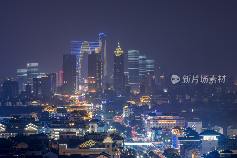 江苏苏州地标东方之门夜景城市风光