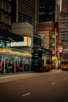 香港夜晚公交电车