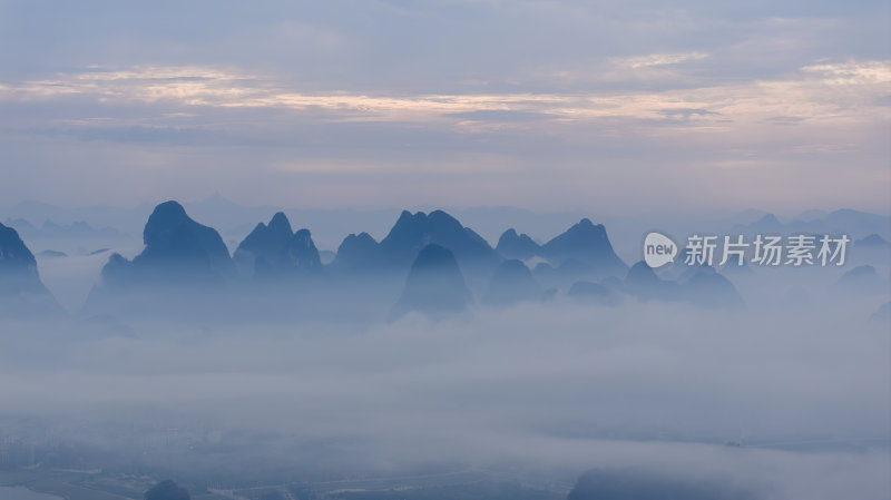 广西桂林山水水墨中国风