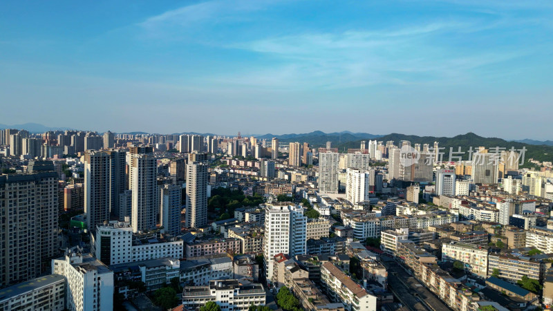 航拍江西上饶大景城市天际线