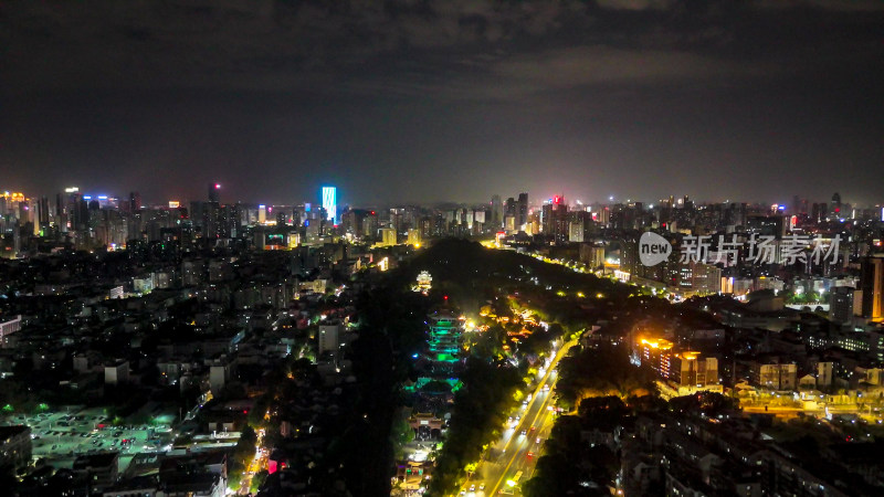 湖北武汉黄鹤楼夜景灯光秀航拍图