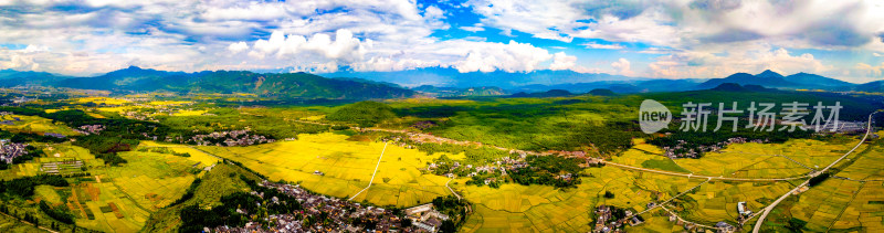 秋天稻田航拍蓝天白云全景