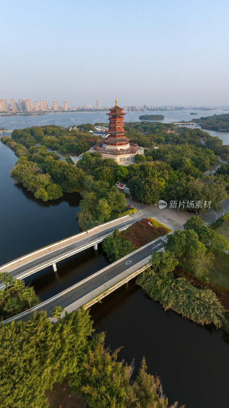 福建厦门集美水月广场杏林阁日落夜景航拍