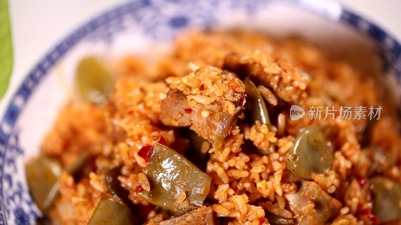 扁豆排骨肉汤拌饭米饭