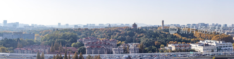 南京雨花台城市山林景观全景