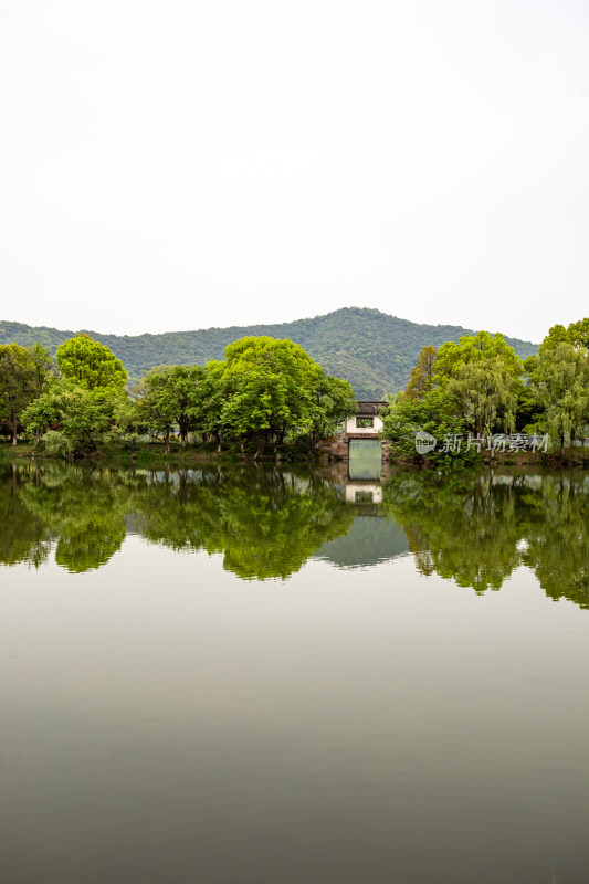 杭州湘湖风景区自然山水倒影景观