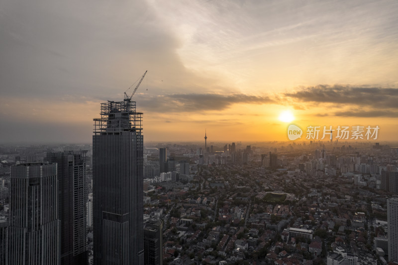 天津海河风景线小白楼商圈城市建筑日落风光