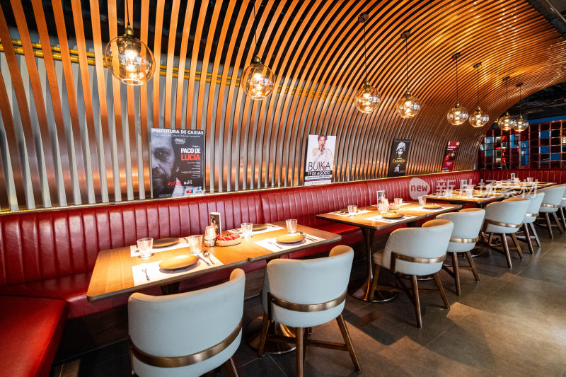 现代风格餐厅内部装饰