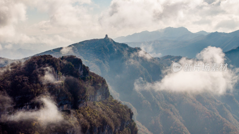 汉中龙头山秋天云海