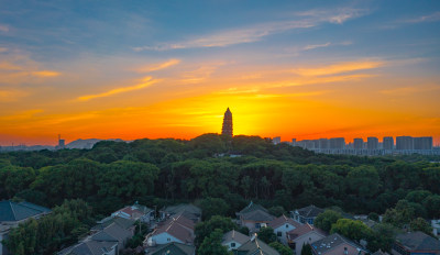 苏州虎丘山风景区日落航拍