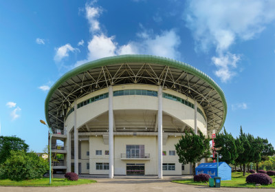 建筑蓝天白云对称大学学校校园