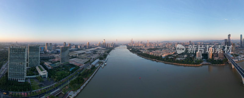 航拍广东广州珠江新城全景图