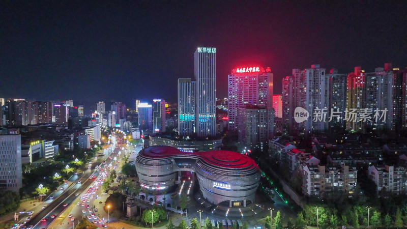 航拍泸州夜景中国酒城大剧院夜景