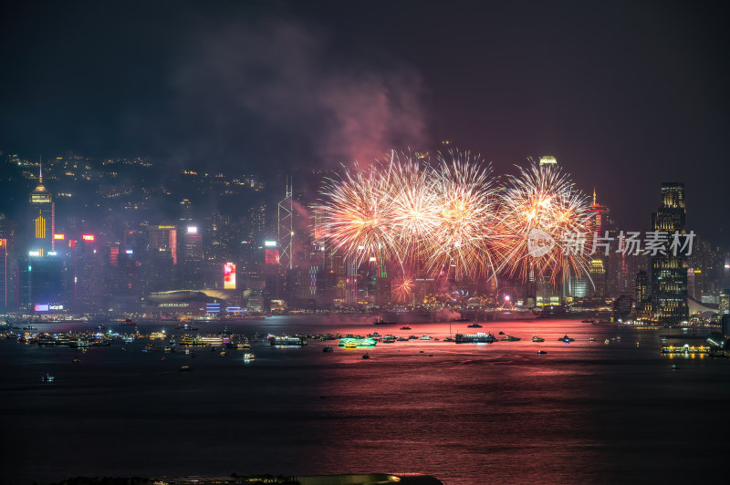 香港飞鹅山国庆维多利亚港CBD夜景烟花秀