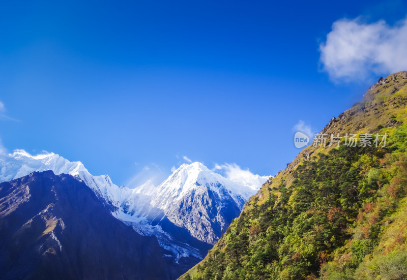 梅里雪山北破雪山自然风景