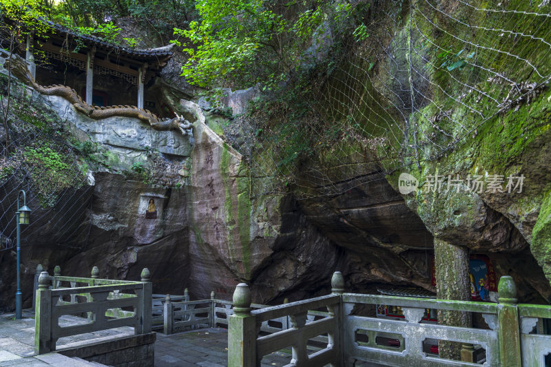 杭州宝石山景区金鼓洞景点