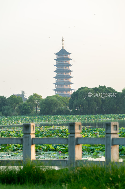 江苏扬州市江都开元寺药师宝塔建筑