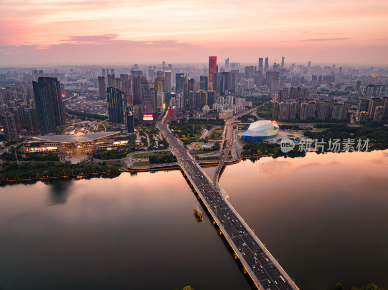 沈阳浑河城市夜景