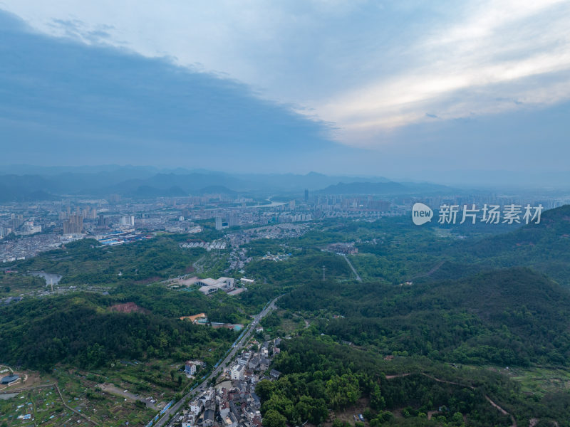 航拍浙江省台州市天台县城市风光